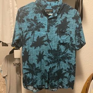 Hawaiian shirt. Dark blue. Soft material.